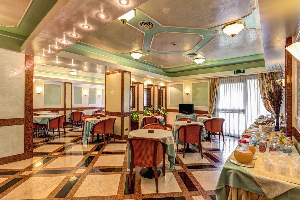 Regal 4* Vermezzo