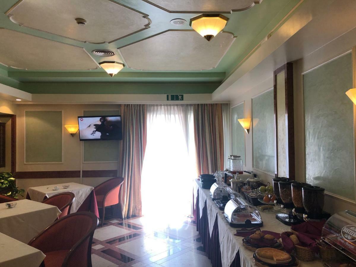 Regal Hotel Vermezzo